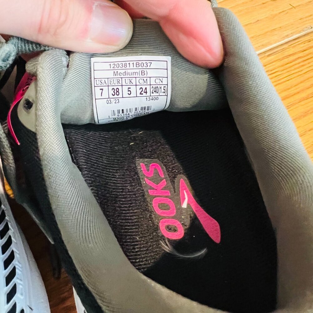 Brooks Womens Adrenaline GTS 23 GTX Goretex Running Shoes • 7 • EUC • Black - Picture 16 of 16